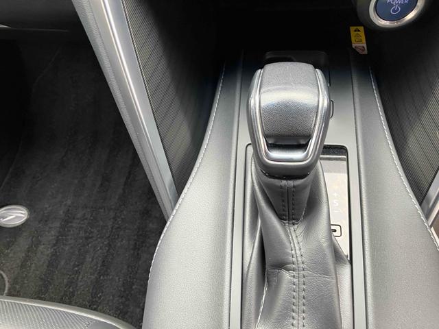 Toyota HARRIER HYBRID 2021