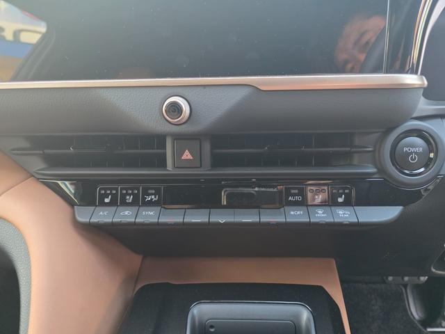 Toyota CROWN SPORT 2024