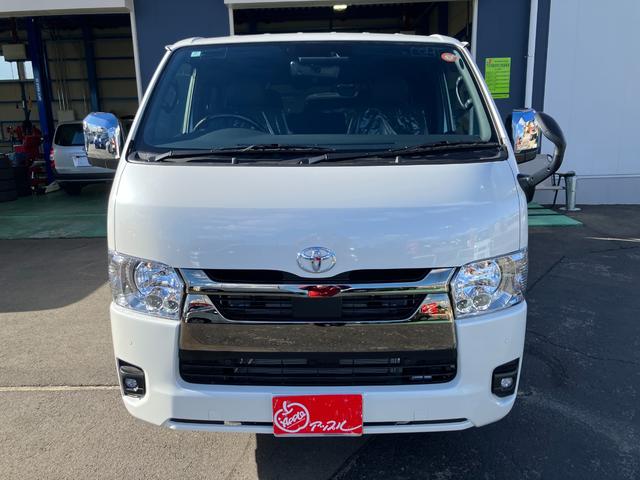 Toyota HIACE VAN 2025