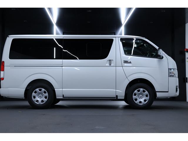 Toyota HIACE VAN 2025