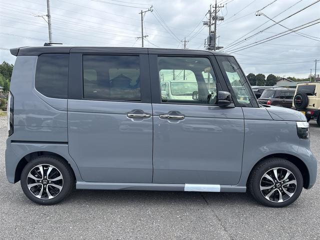 Honda N-BOX CUSTOM 2025