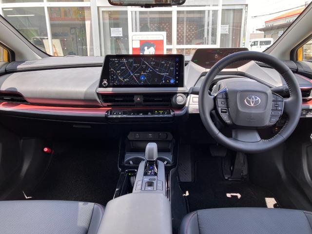 Toyota PRIUS 2026