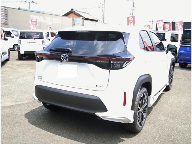 Toyota YARIS CROSS 2025
