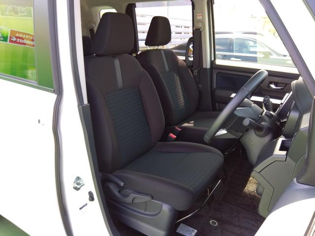 Toyota ROOMY 2023