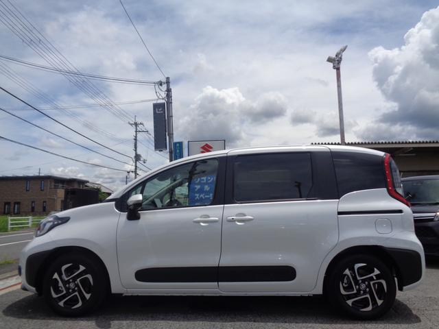 Toyota SIENTA 2025