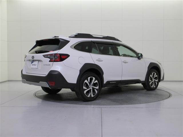 Subaru LEGACY OUTBACK 2022