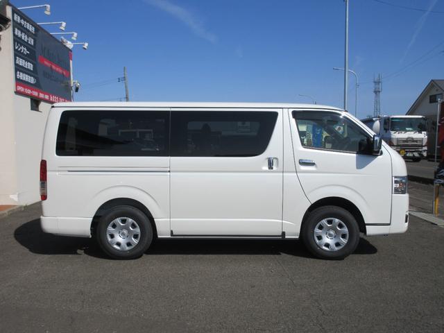 Toyota HIACE VAN 2026