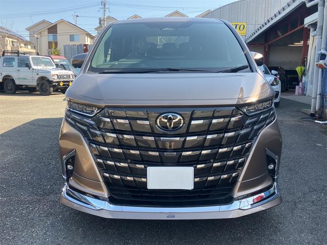 Toyota ALPHARD 2024
