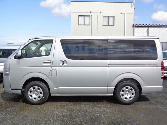 Toyota HIACE VAN 2026