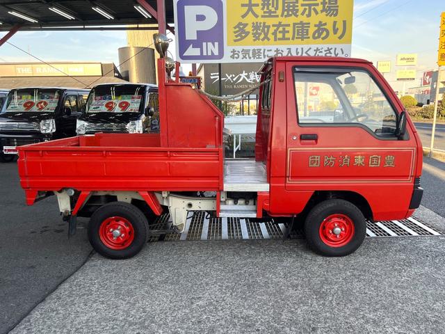 Mitsubishi MINICAB TRUCK 1986