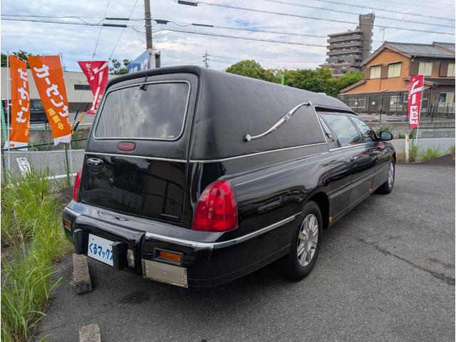 Lincoln LINCOLN LIMOUSINE 2010