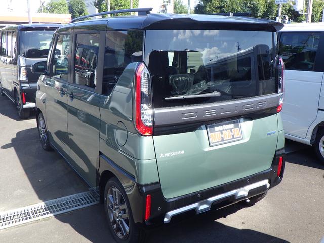Mitsubishi DELICA MINI 2024
