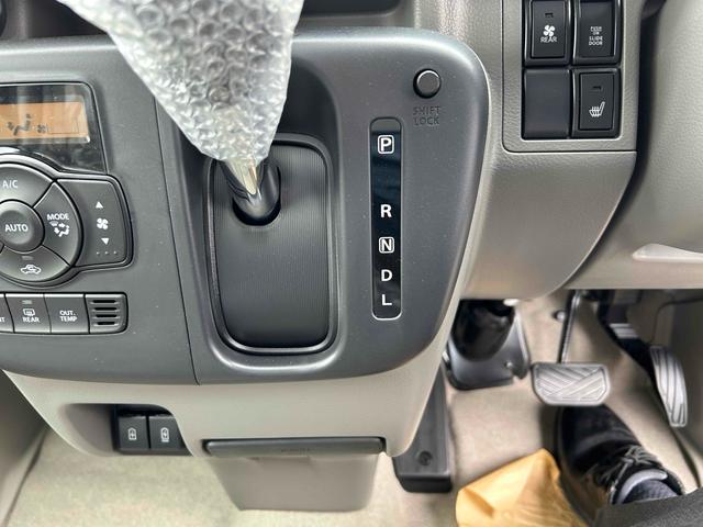 Suzuki EVERY 2025