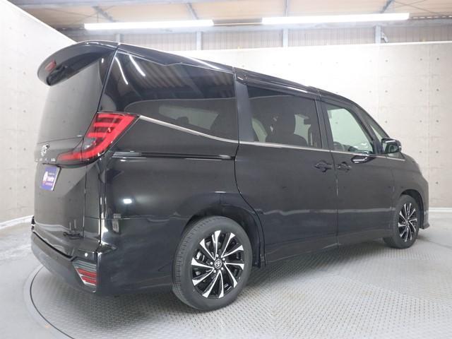 Toyota NOAH 2023