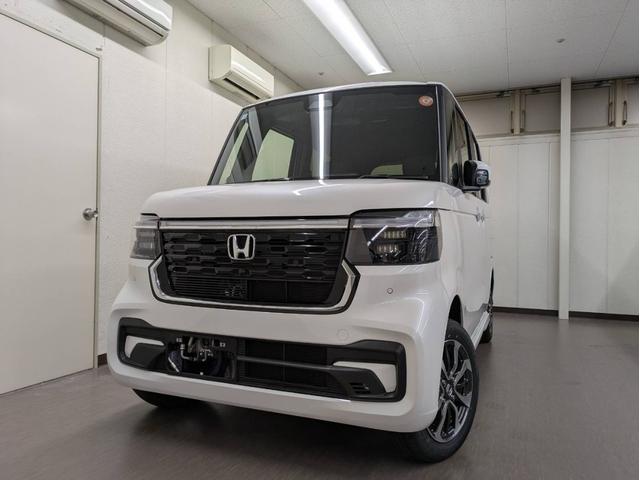 Honda N-BOX CUSTOM 2025