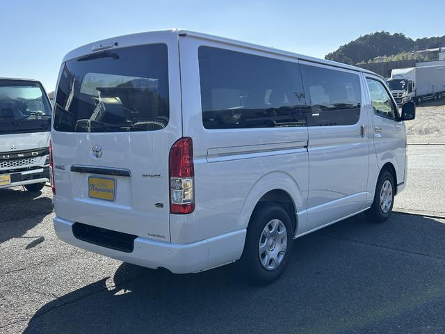 Toyota HIACE VAN 2026