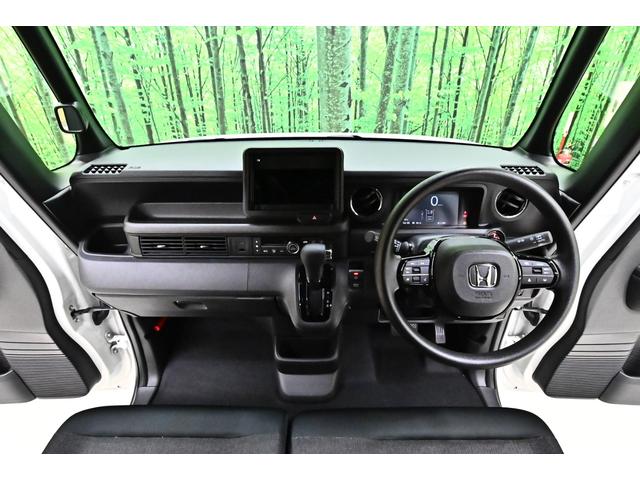 Honda N-BOX CUSTOM 2025