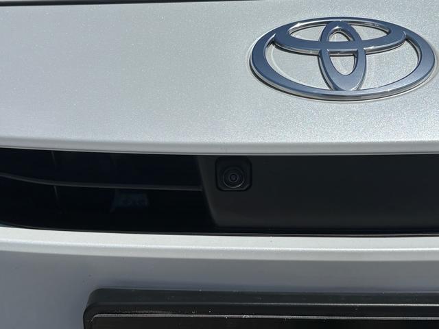 Toyota PRIUS 2024