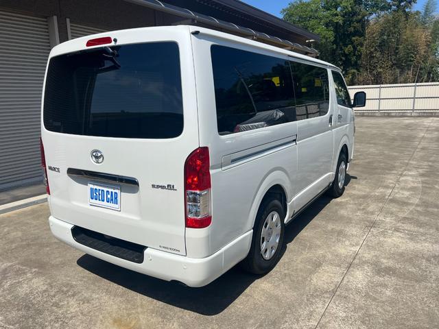 Toyota HIACE VAN 2025