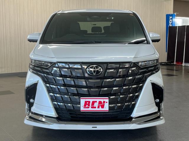 Toyota ALPHARD 2024