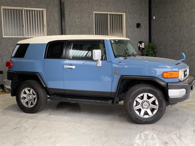 Toyota FJ CRUISER 2016
