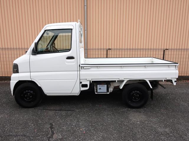 Mitsubishi MINICAB TRUCK 2003