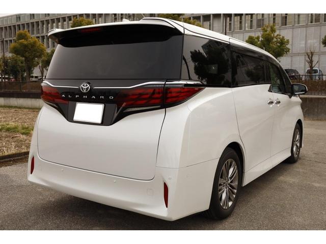 Toyota ALPHARD 2023