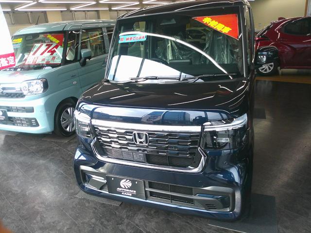 Honda N-BOX CUSTOM 2025