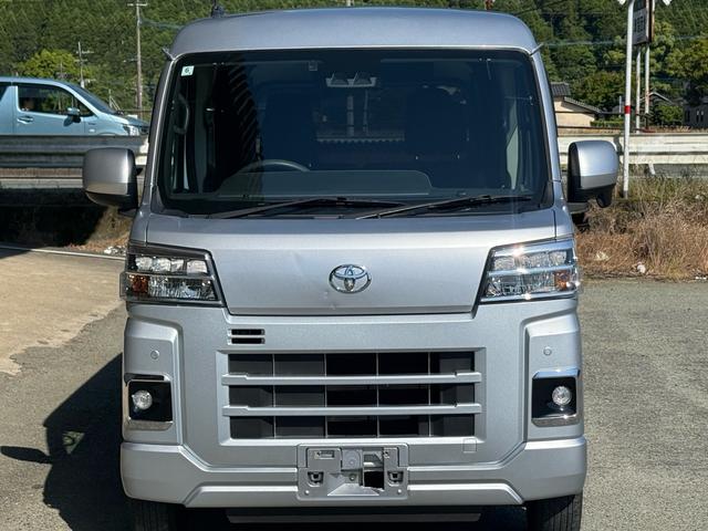 Toyota PIXIS VAN 2023