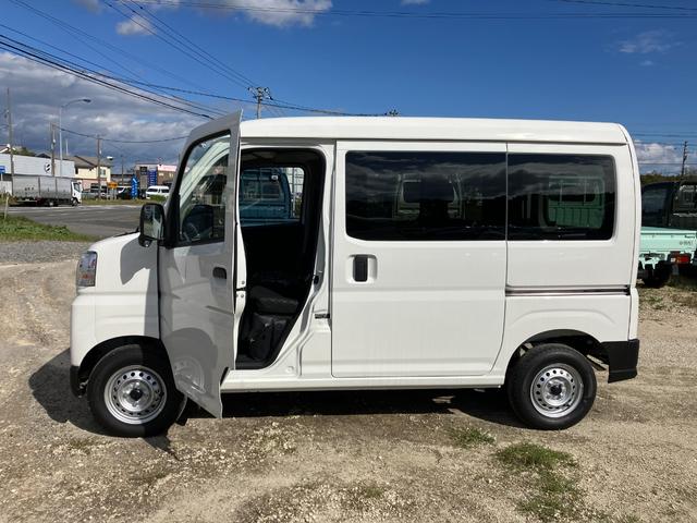 Daihatsu HIJET CARGO 2025