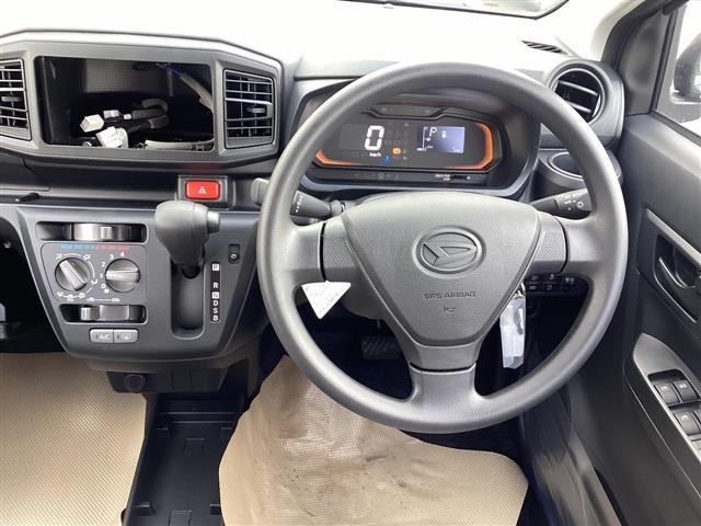 Daihatsu MIRA E:S 2024