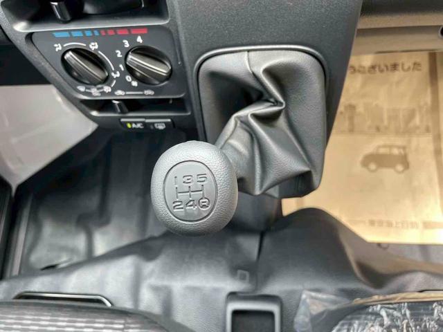 Daihatsu HIJET CARGO 2025