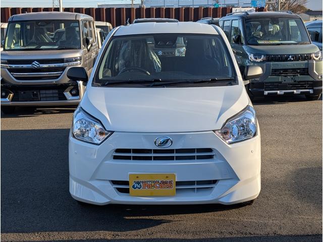 Daihatsu MIRA E:S 2025