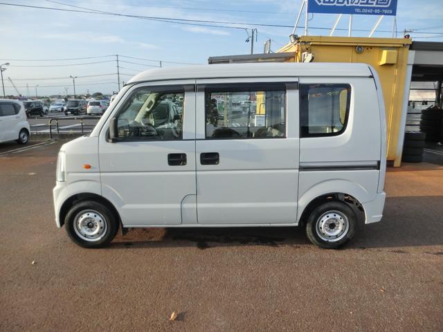 Nissan NV100 Clipper Van 2014