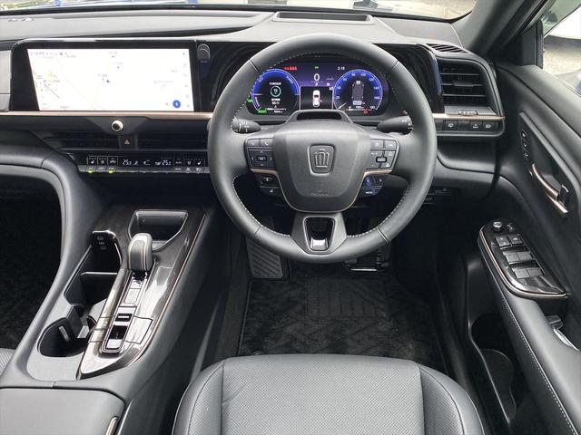 Toyota CROWN SPORT 2024
