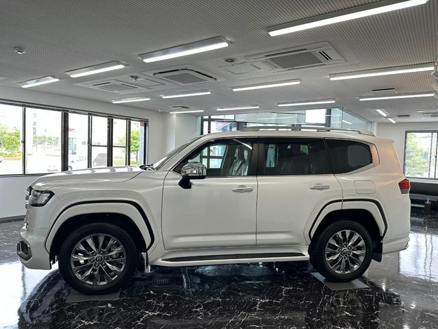 Toyota LAND CRUISER 2024