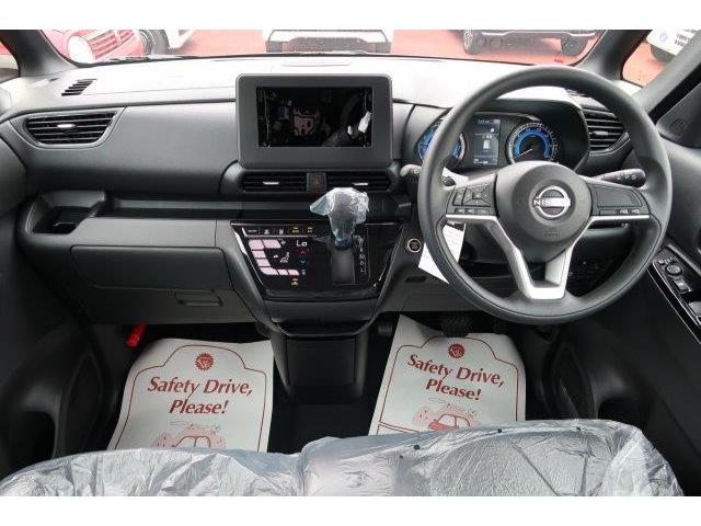 Nissan ROOX 2024