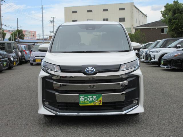 Toyota NOAH 2023