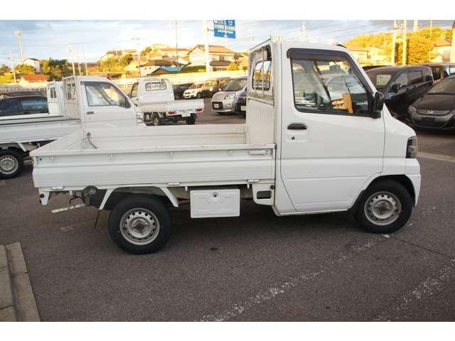 Nissan CLIPPER TRUCK 2006